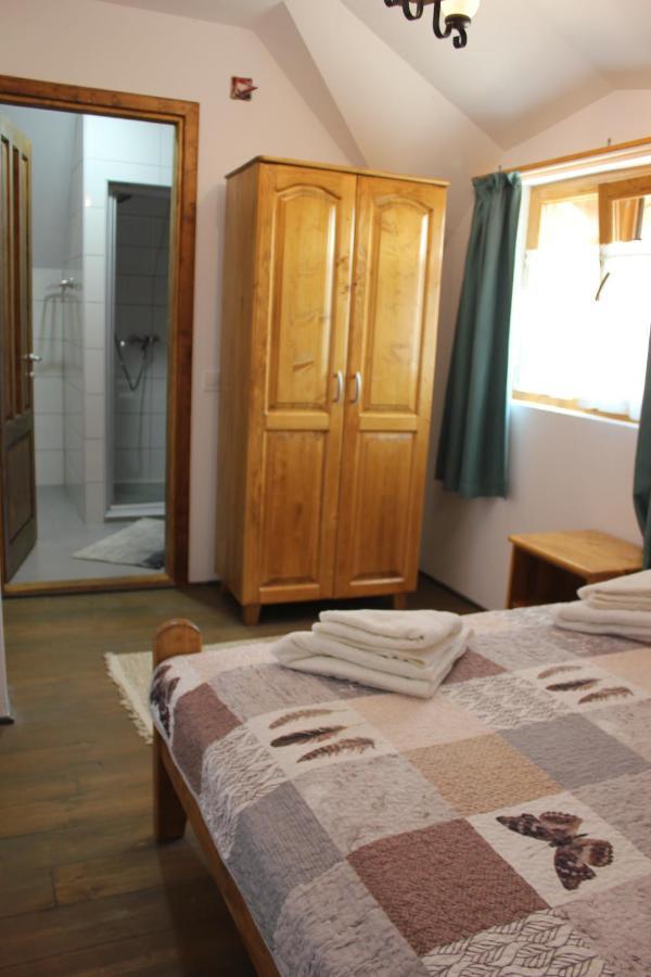 Cerdacul Cu Stuf Hotel Sfantu Gheorghe  Luaran gambar