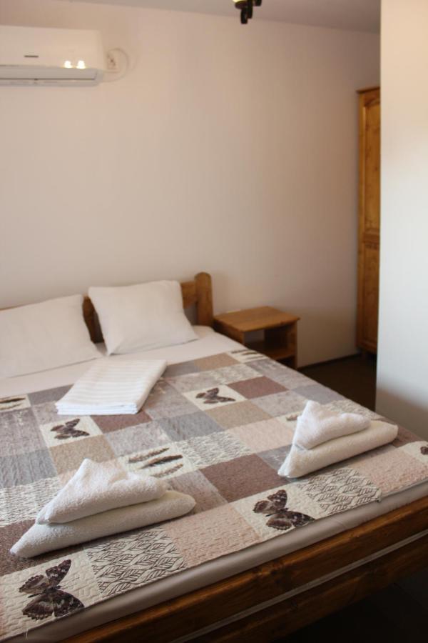 Cerdacul Cu Stuf Hotel Sfantu Gheorghe  Luaran gambar